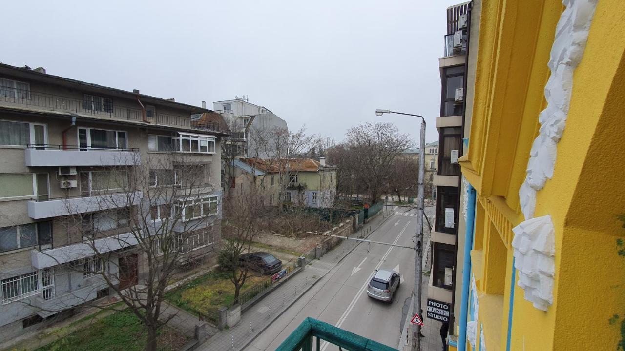 Стаи За Гости Sun House Apartment Varna Ngoại thất bức ảnh